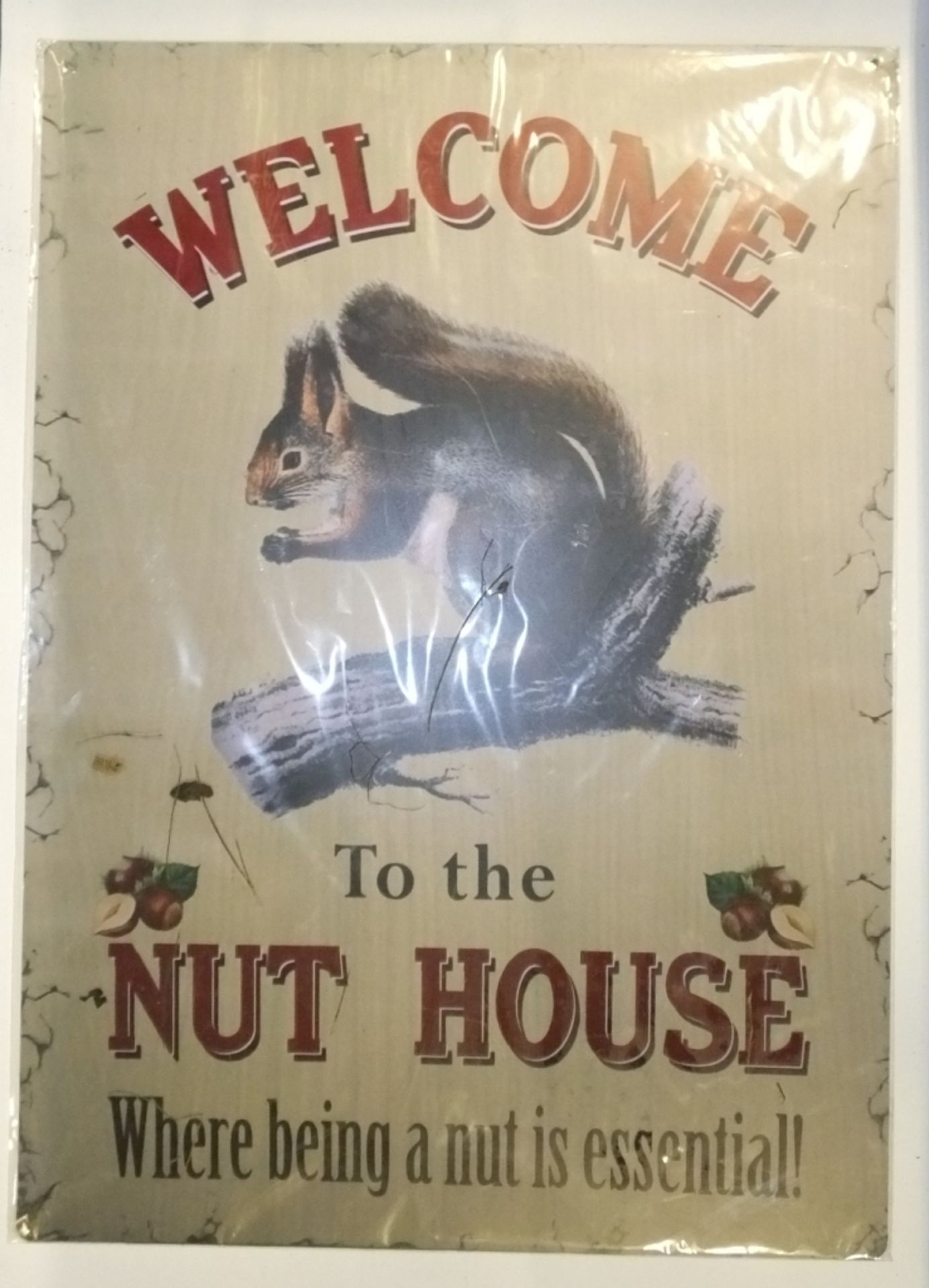 Tin sign - Welcome to the Nut House