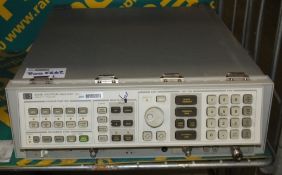 HP 8568B Spectrum Analyzer 100 hz - 1.5 Ghz - no options
