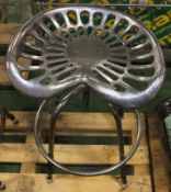 Tractor style seat metal chair (silver)