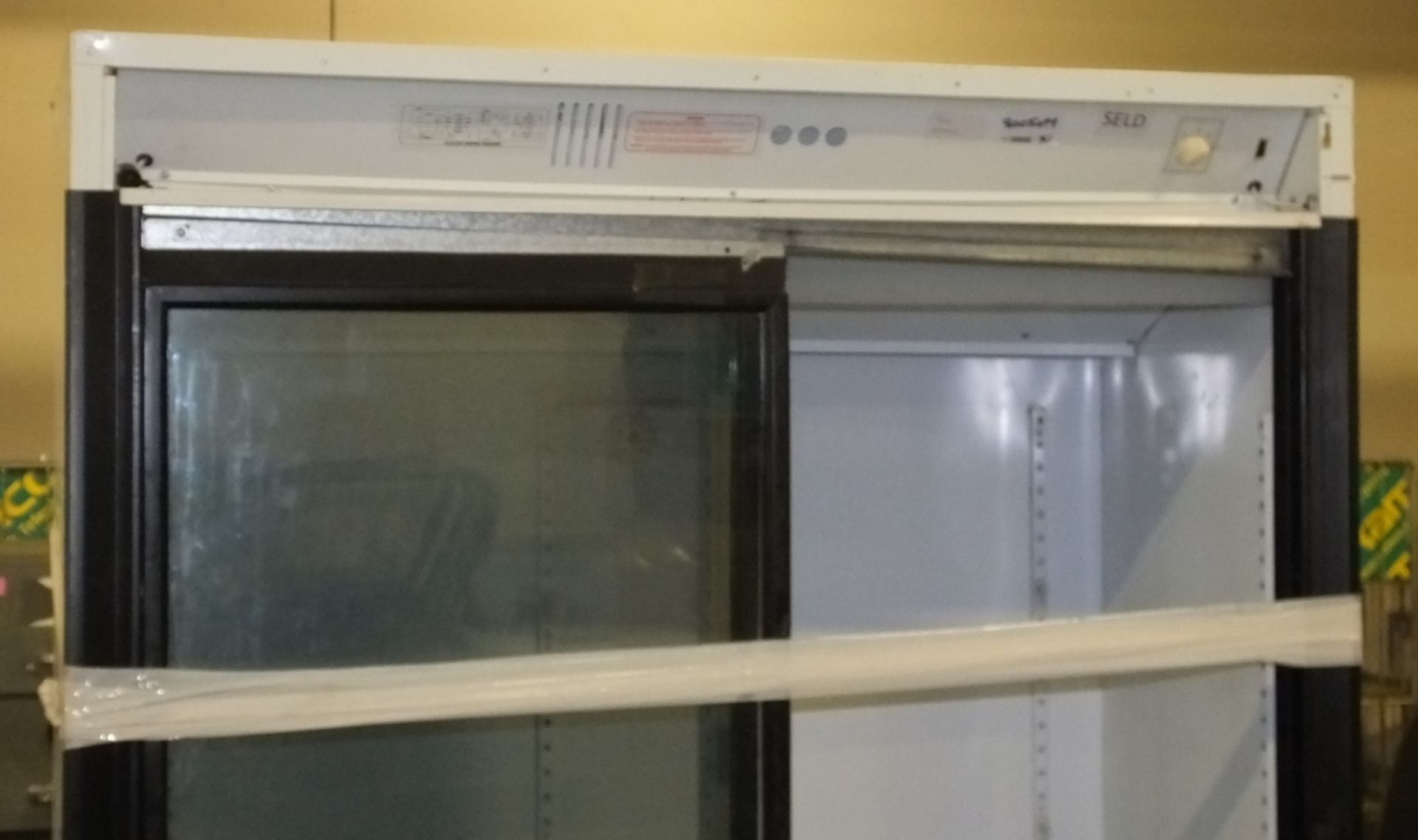 Glass fronted display fridge (as spares or repairs) - Image 2 of 3