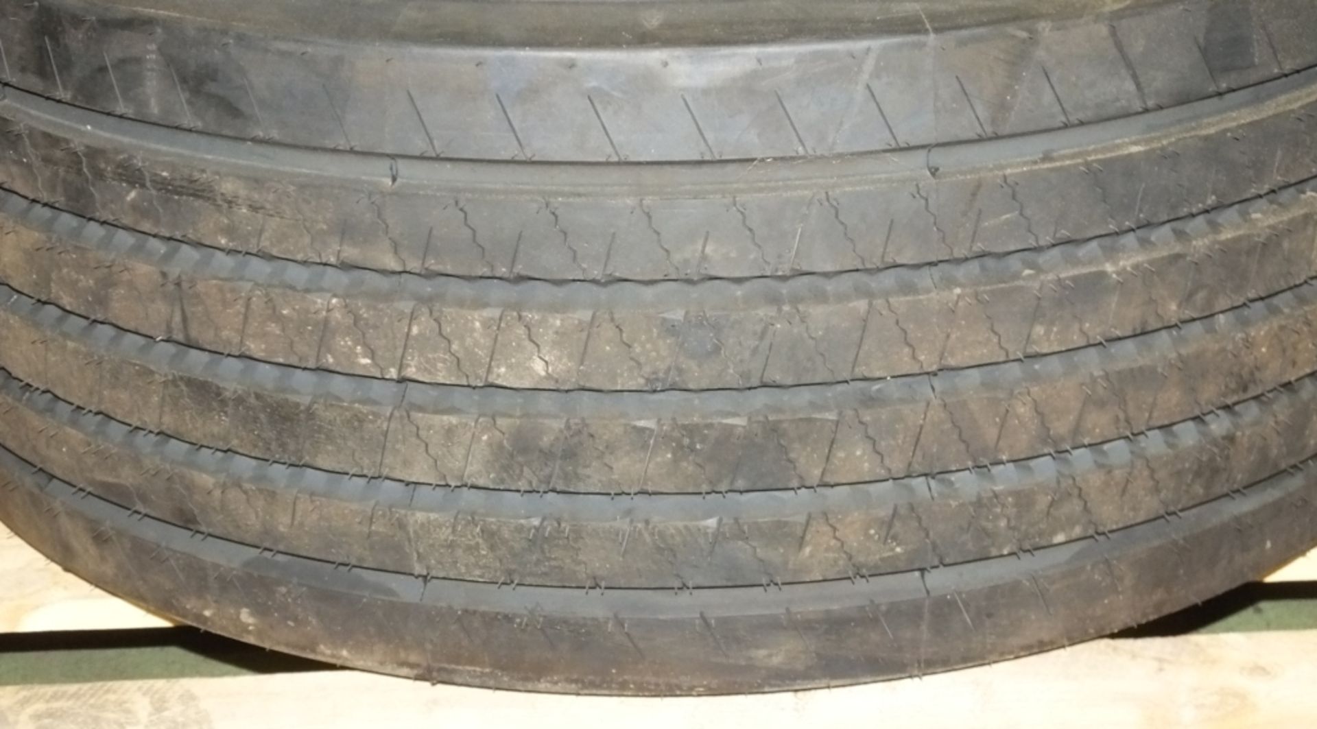 Barum BF 200 Road tire - 385/55 R 22.5 (new & unused) - Image 2 of 6