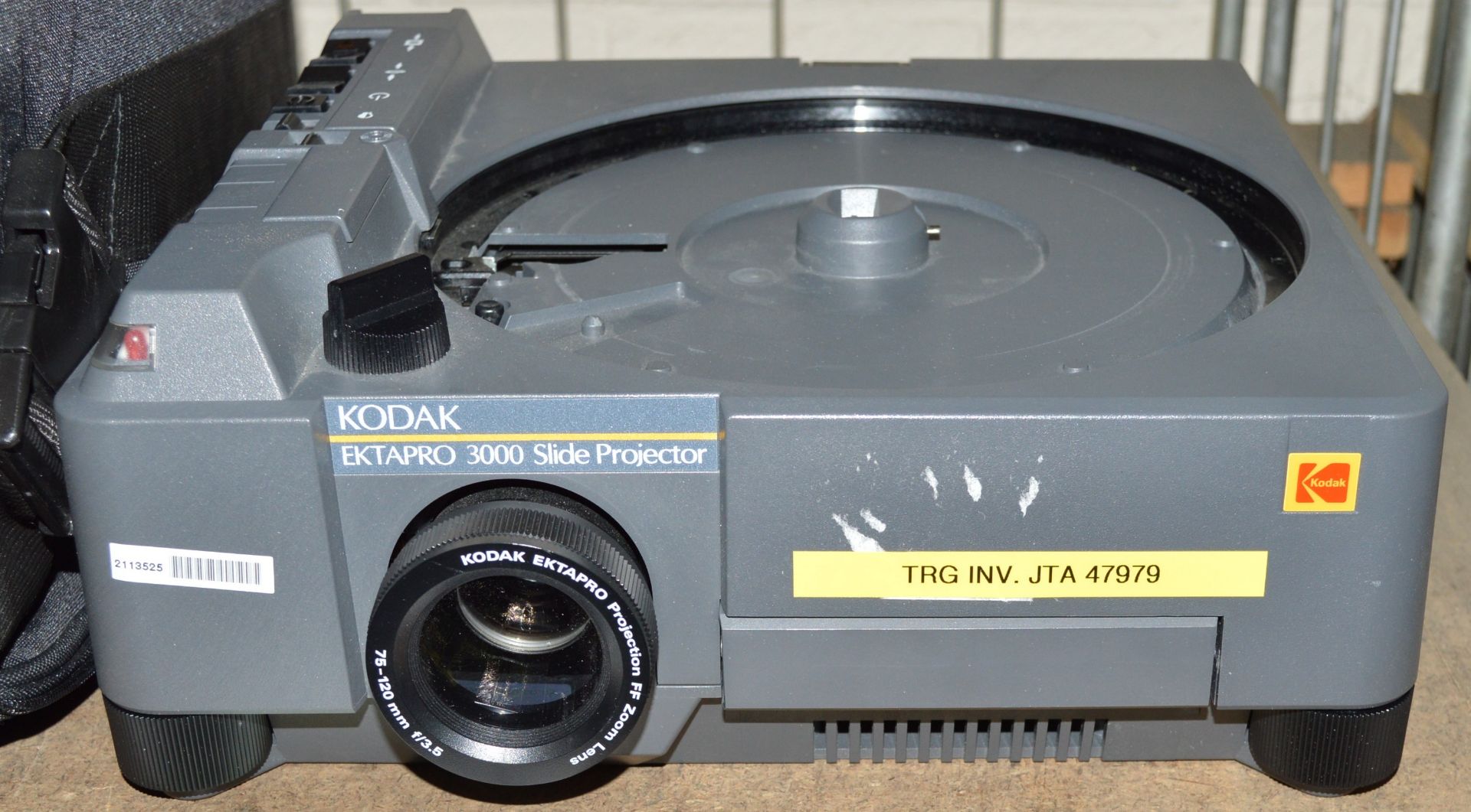 Kodak Ektapro 3000 Slide Projector - Image 2 of 2