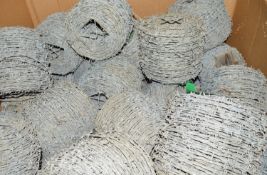 30x Rolls Barbed Wire.