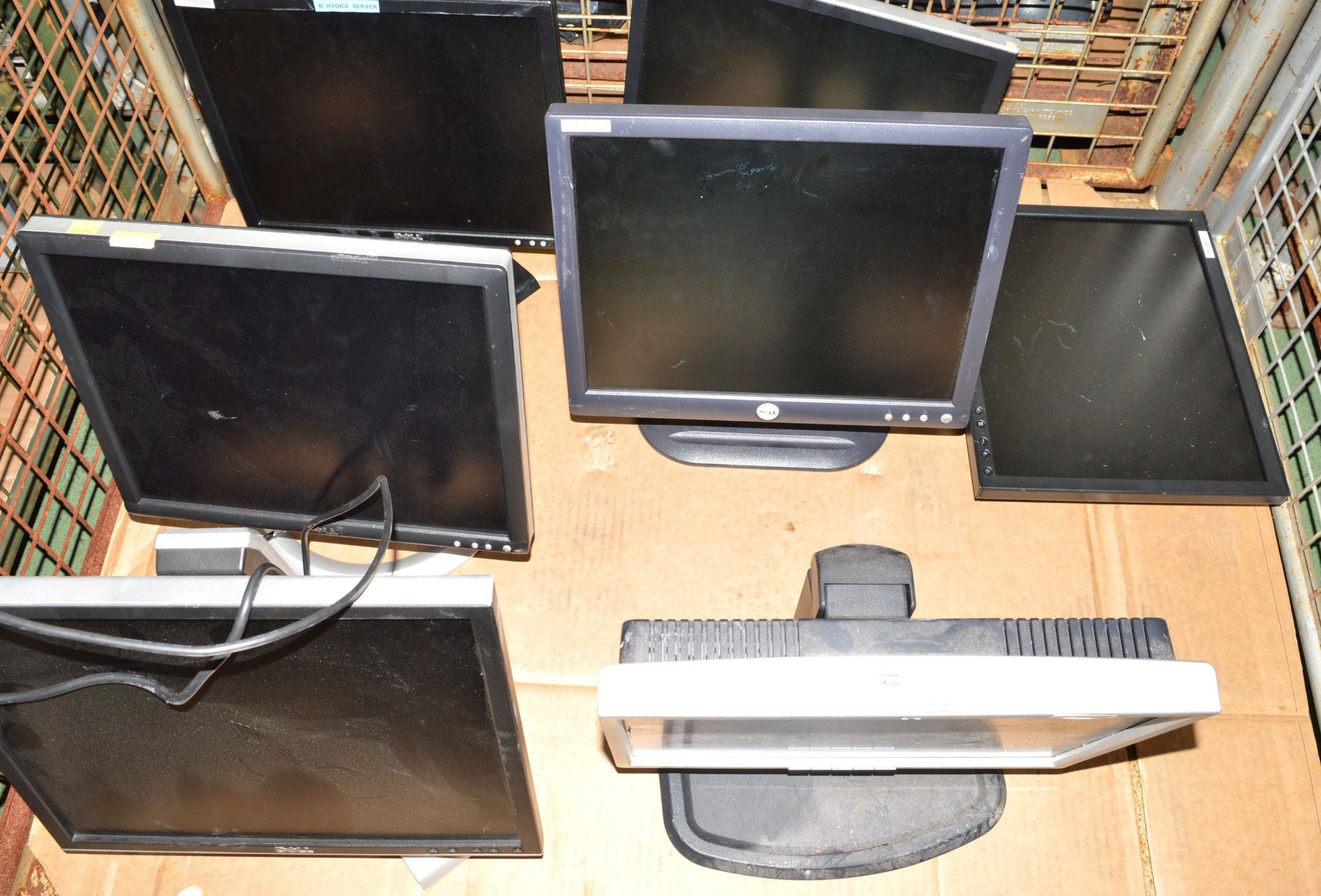 3x Dell Monitors. Dell Monitor. Dell Monitor. Dell Monitor. Dell Monitor. - Image 2 of 2