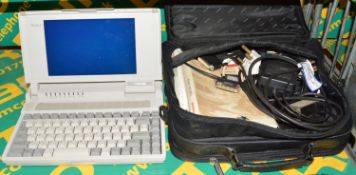 Laptop, Toshiba T1000LE.