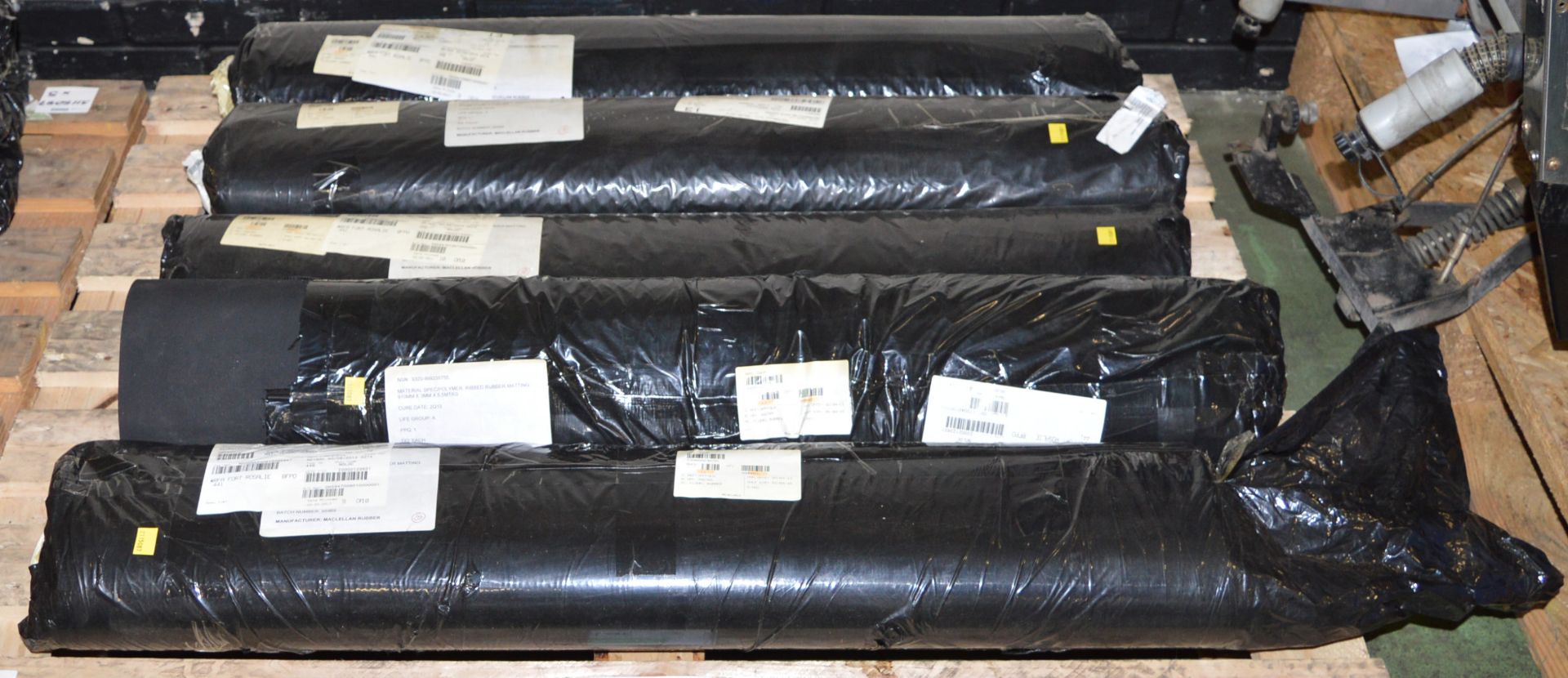 5x Rolls Rubber Matting Ribbed, 910mm x 3mm x 5.5mtr.