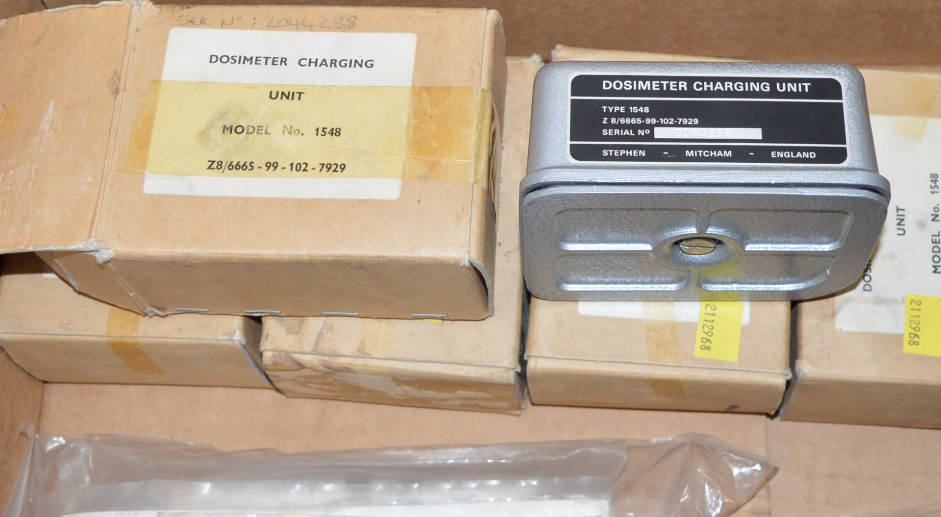 Assemblies NSN 6665998332232, Dosimeter Charging Unit, Dosimeter. - Image 3 of 4