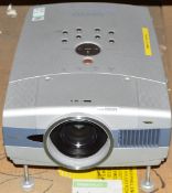 Sanyo Pro XtraX Projector