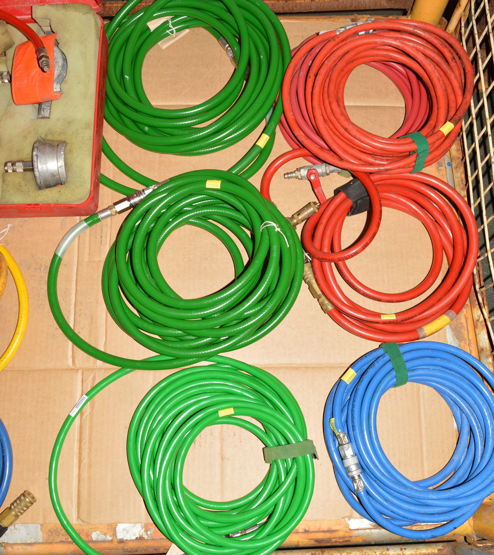 Air Hoses & Regulators. - Bild 2 aus 3