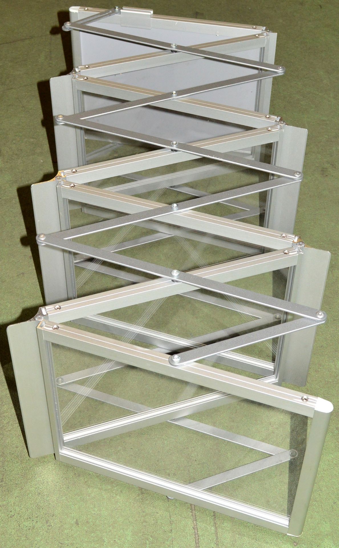 Leaflet Stand - Image 2 of 2