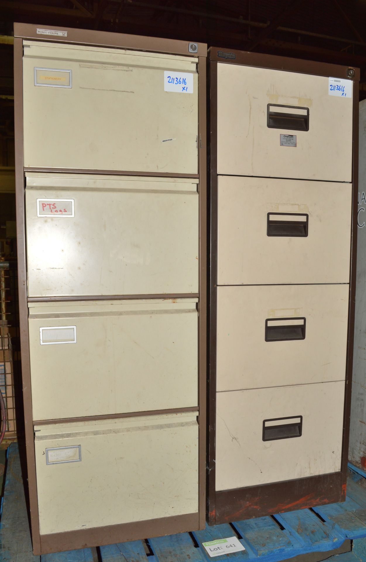 2x 4 Drawer Filing Cabinets.