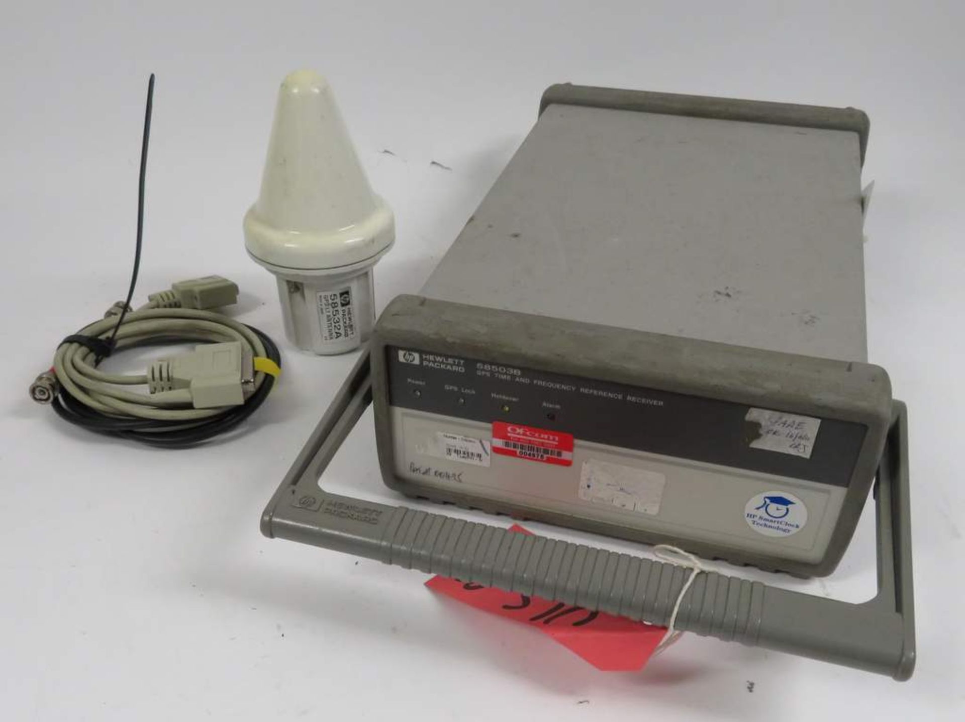 Hewlett Packard 58532A GPS L1 Antenna & HP 58503B GPS time and frequency reference receiver