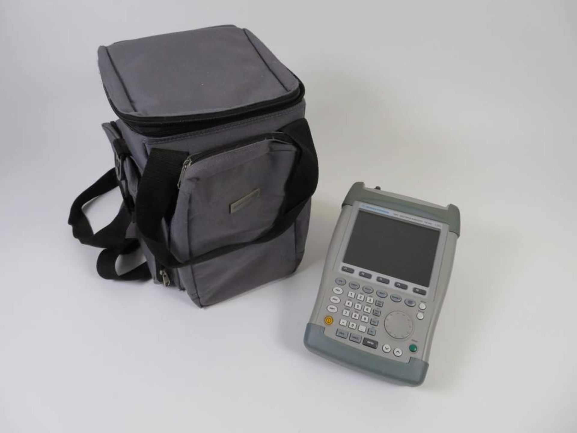 Rohde & Schwarz FSH3 Handheld Spectrum Analyser