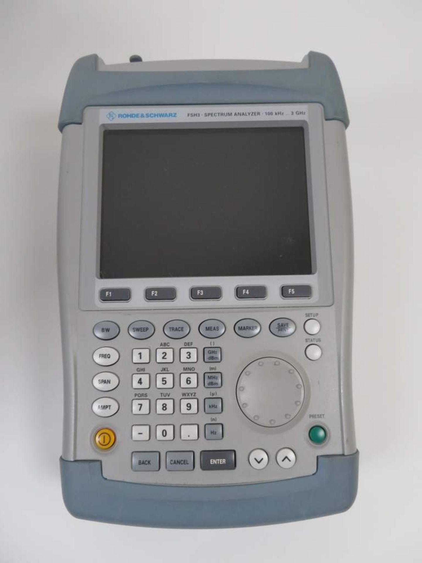 Rohde & Schwarz FSH3 Handheld Spectrum Analyser - Bild 2 aus 4