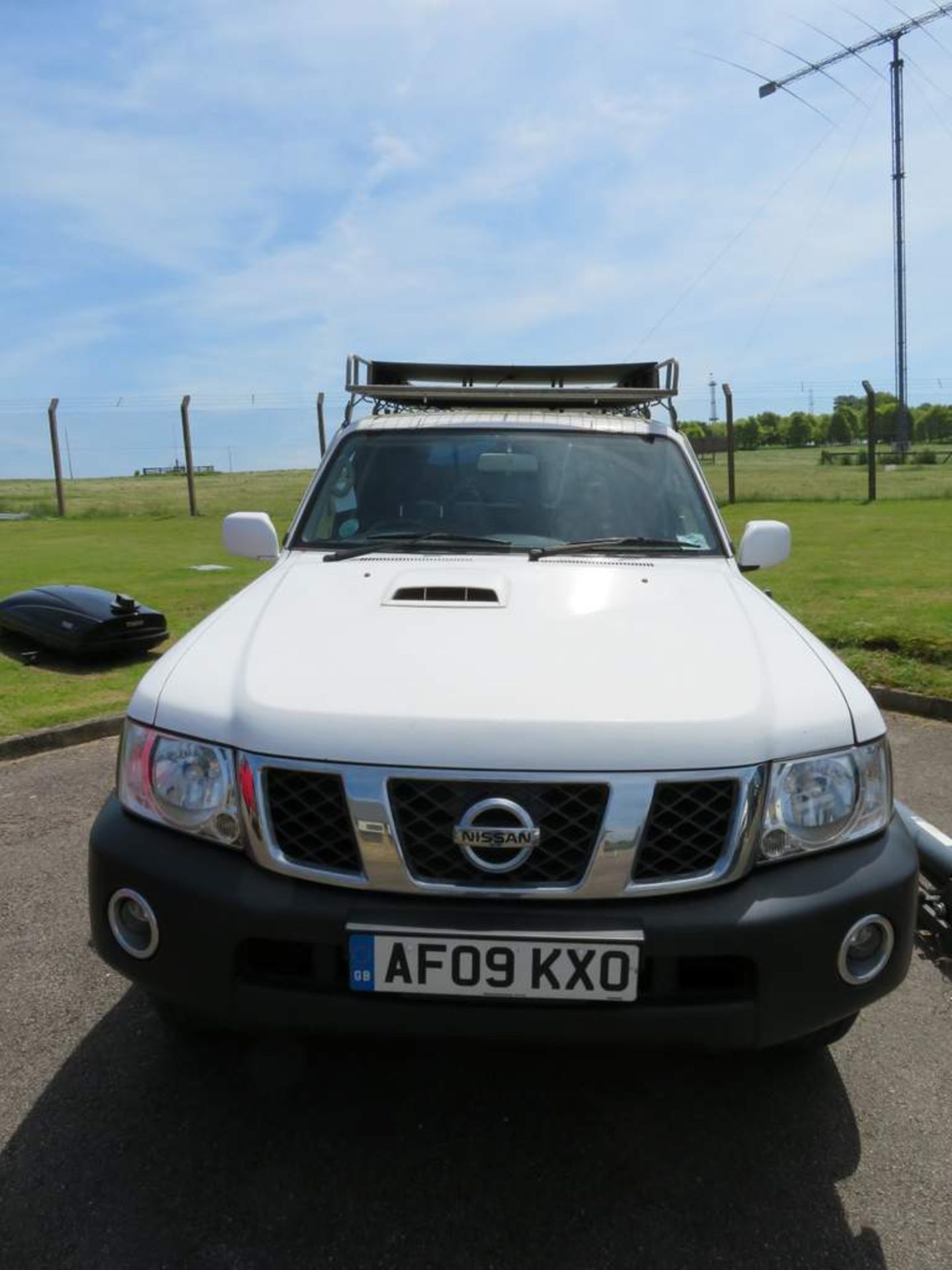 2009 Nissan Patrol Trek DI 4x4 - Bild 8 aus 30