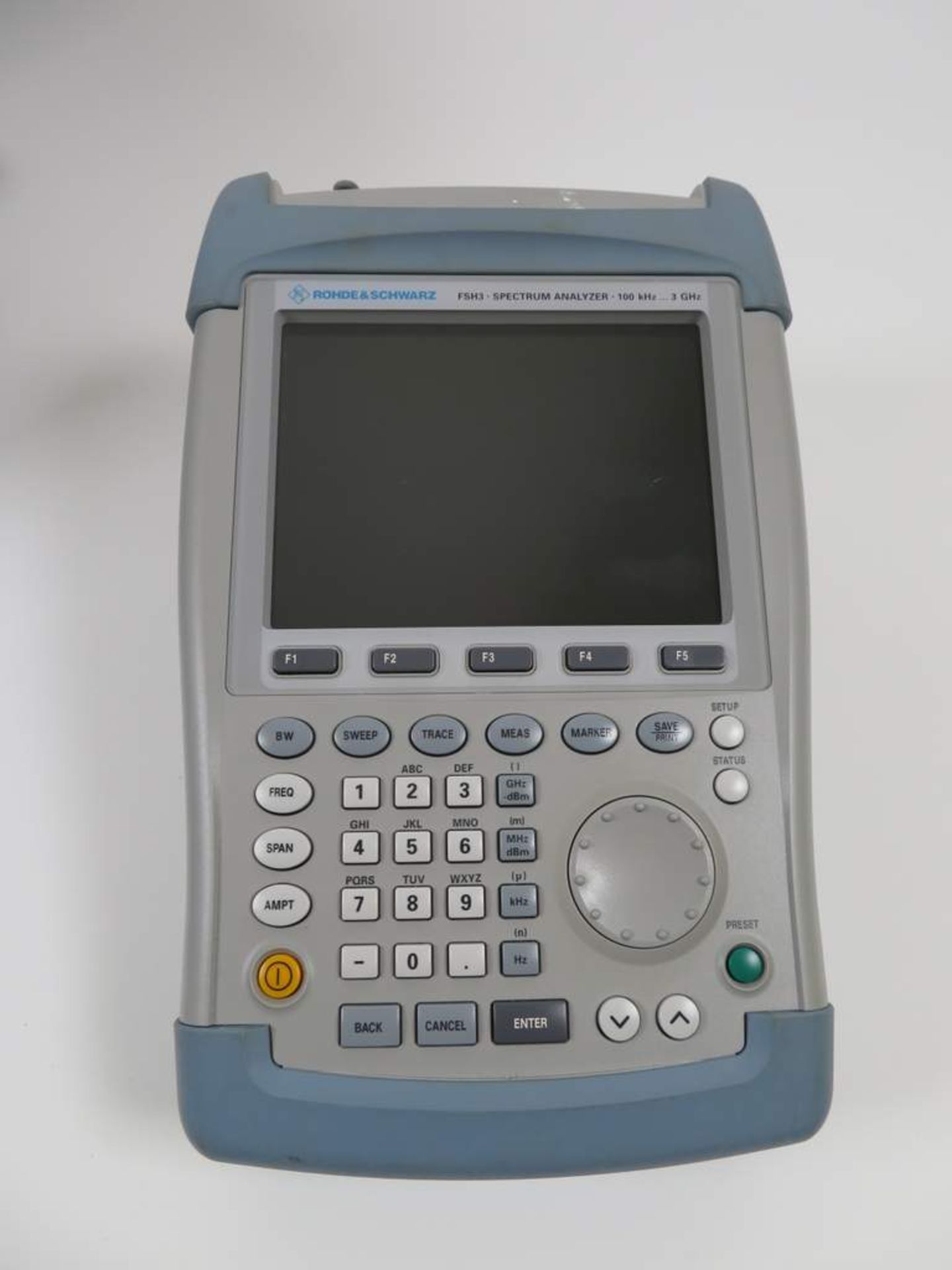 Rohde & Schwarz FSH3 Handheld Spectrum Analyser - Bild 2 aus 4