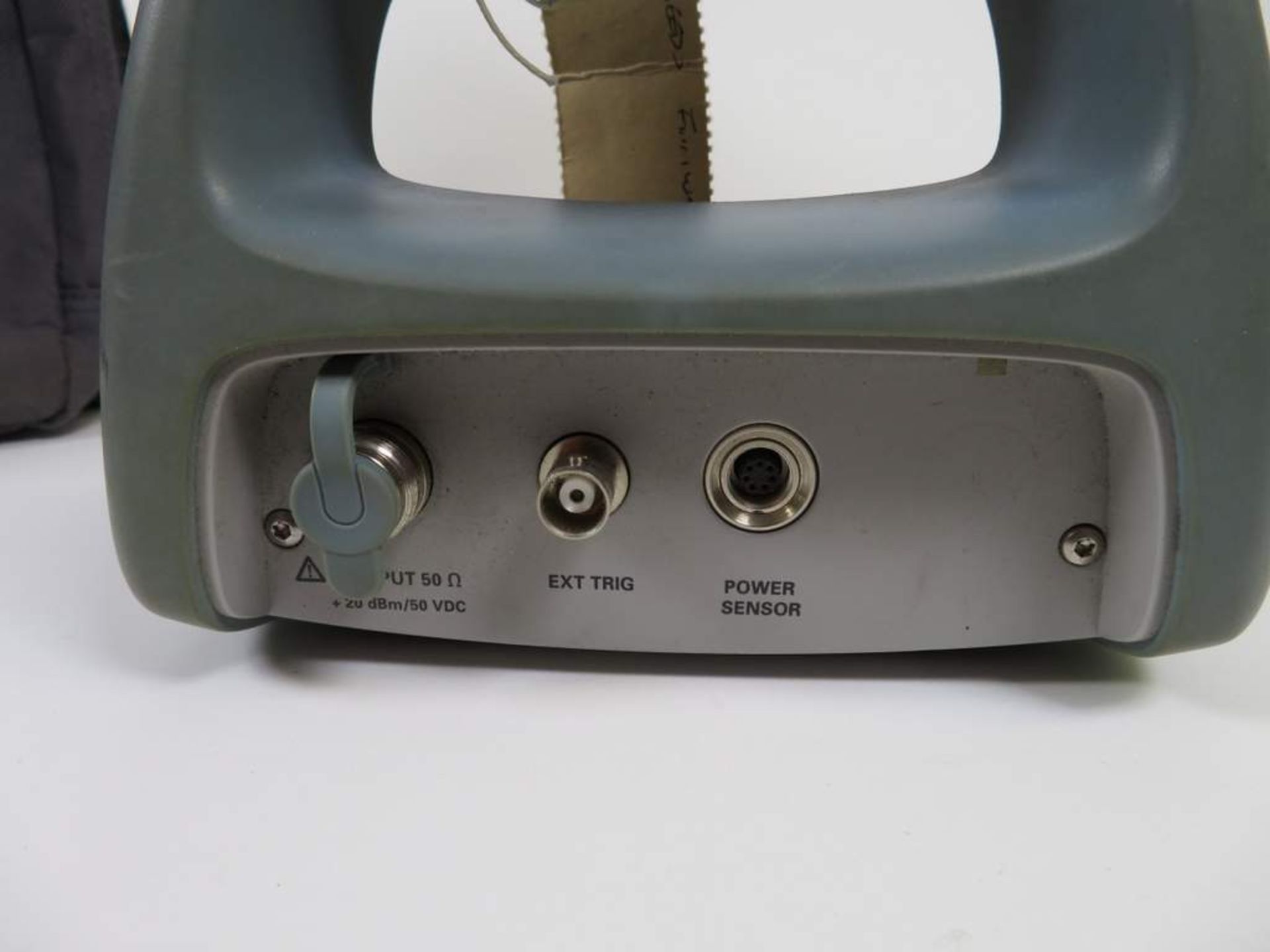 Rohde & Schwarz FSH3 Handheld Spectrum Analyser - Image 3 of 4