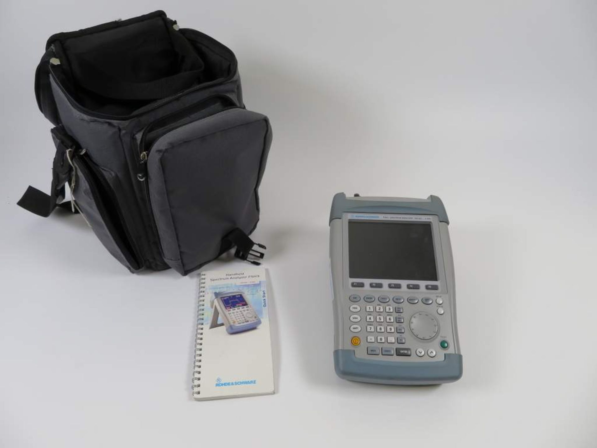 Rohde & Schwarz FSH3 Handheld Spectrum Analyser - complete with bag ...