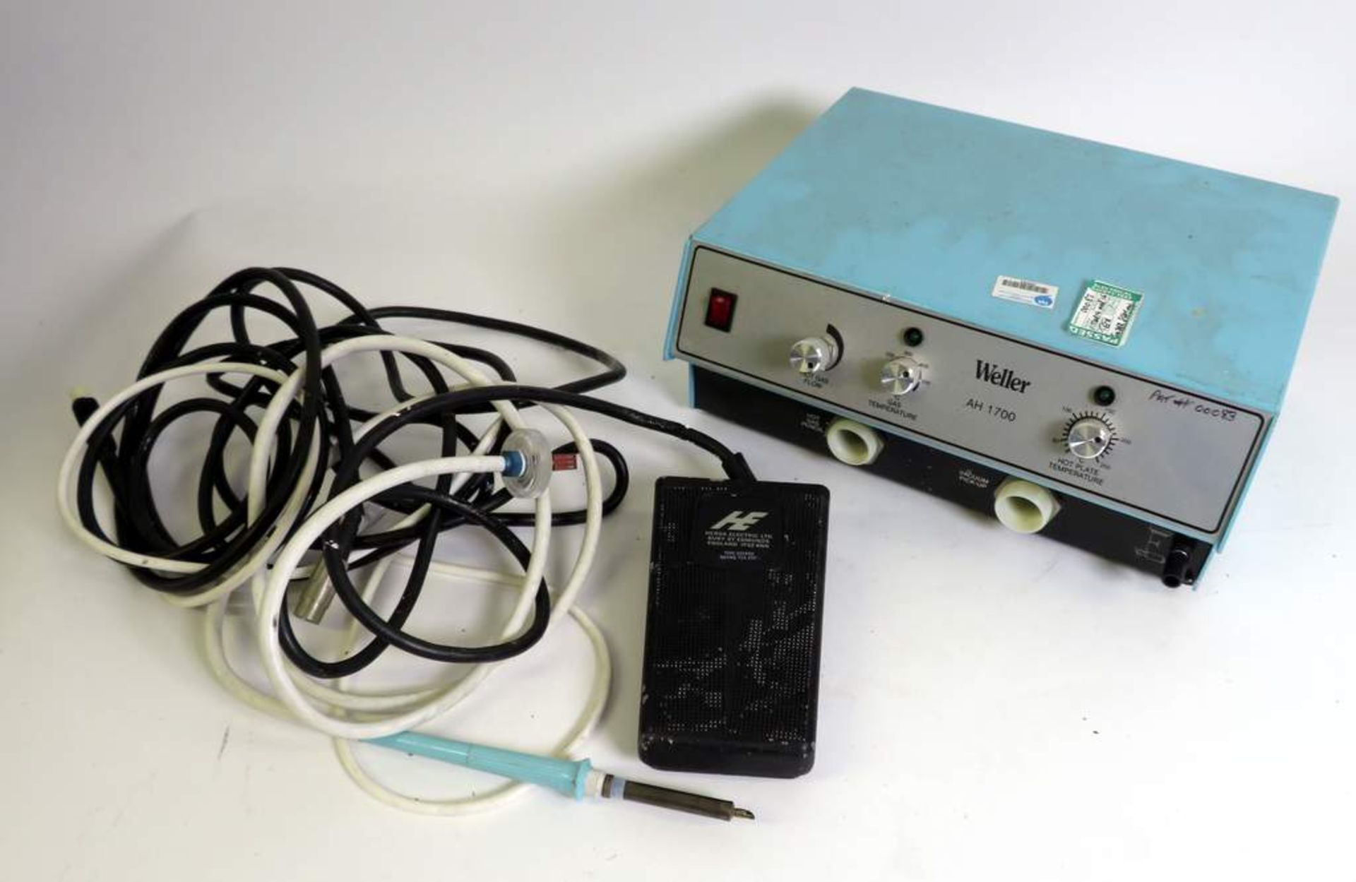 Weller AH1700D Solder Station