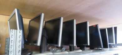 9x Various Desktop Monitors - Dell
