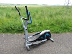 York Fitness x202 cross trainer