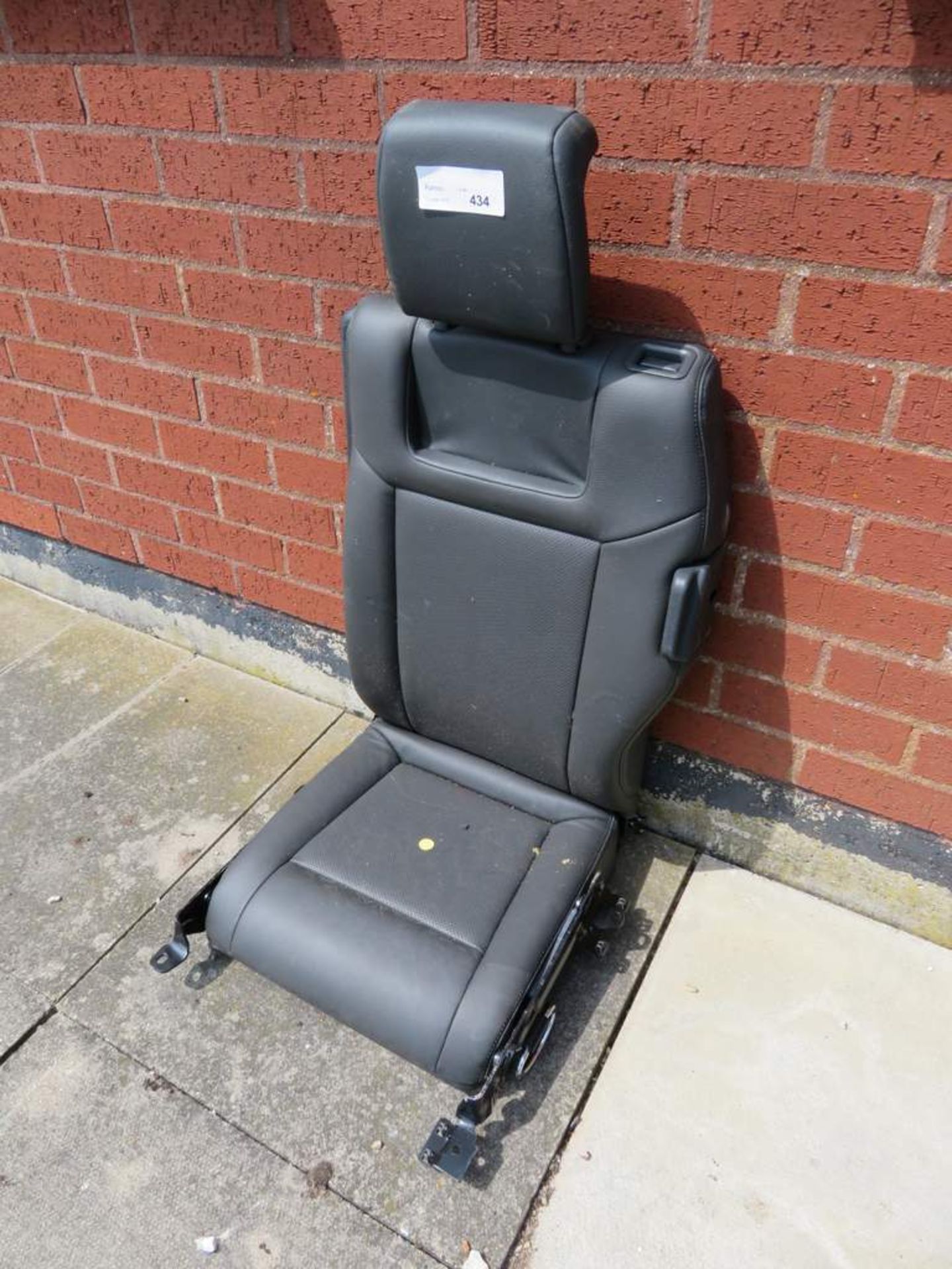 Zafira rear seat (7th) - Image 3 of 4