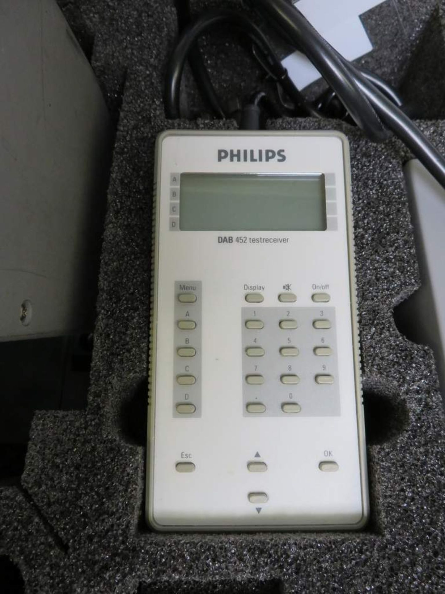 Philips DAB 452 Test Receiver In Case - Image 5 of 7