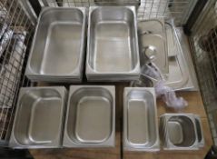 Bain Marie Containers - Various size - Approximately 30