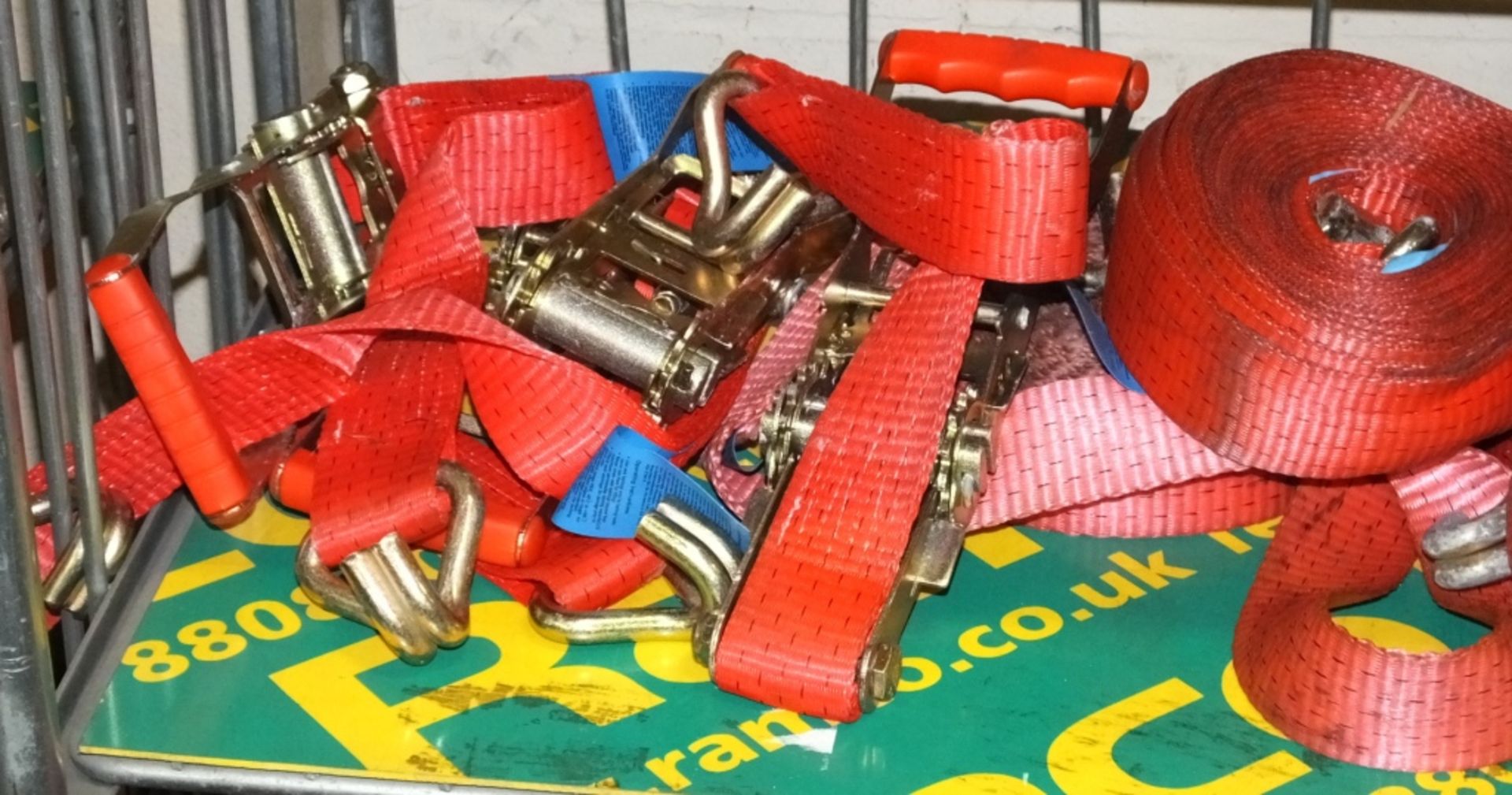 5x Lorry tie down rachets & straps - RED - Image 2 of 3