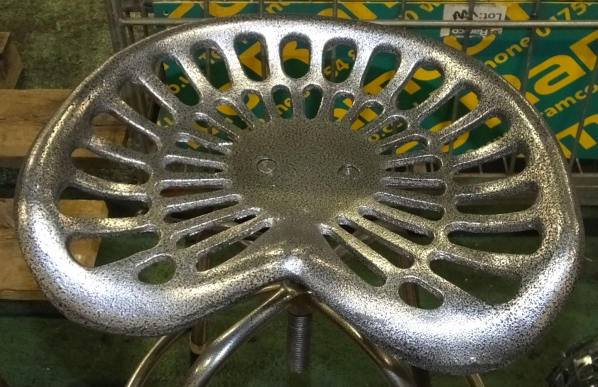 Tractor style seat metal chair (silver) - Image 2 of 2