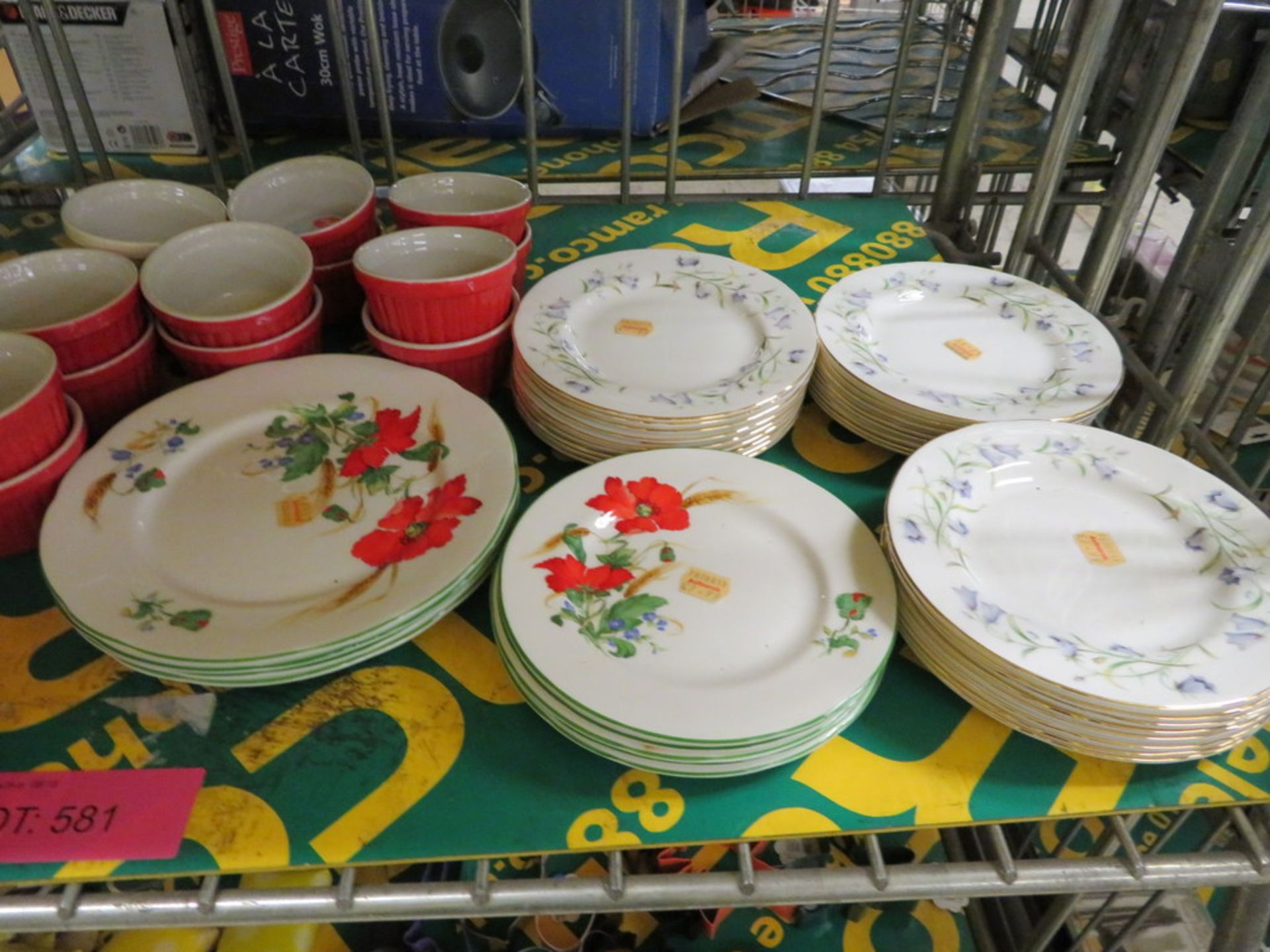Plates, ramikin dishes, saucers - Image 2 of 3