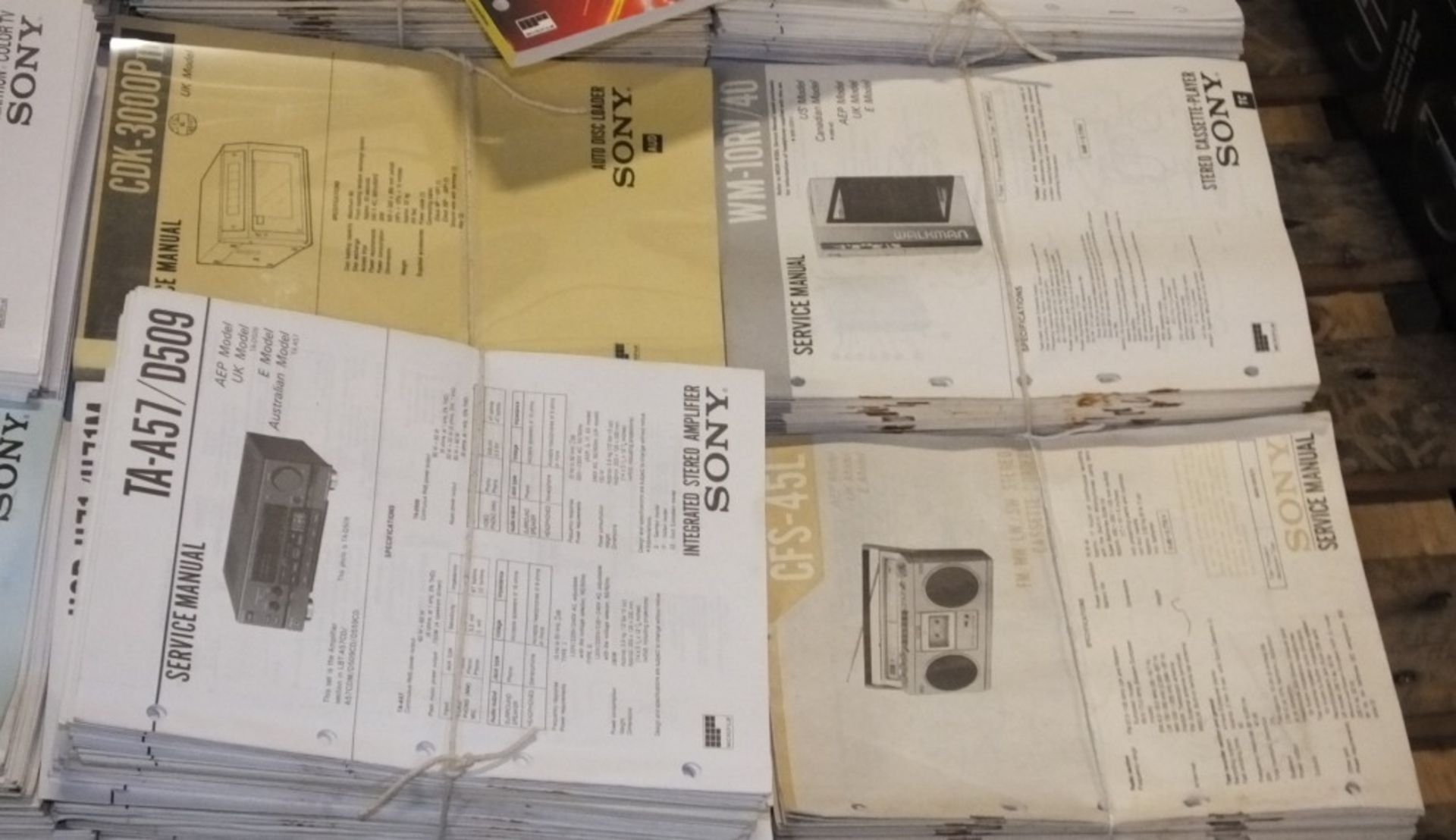 Sony Service Manuals 60s, 70s, 80s, 90s Audio Video TV Approx 2500 - Image 2 of 5