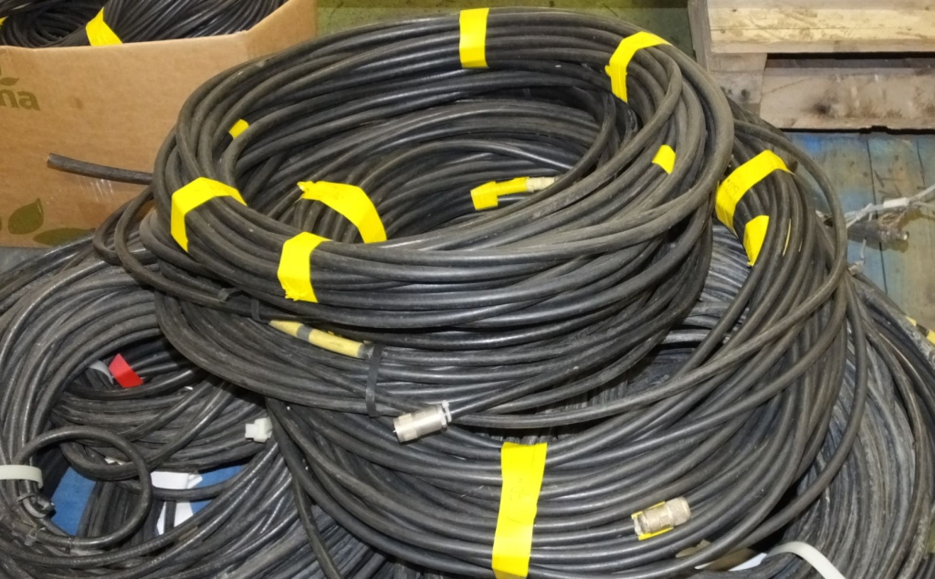 Various lengths of coaxial cable - Image 2 of 3