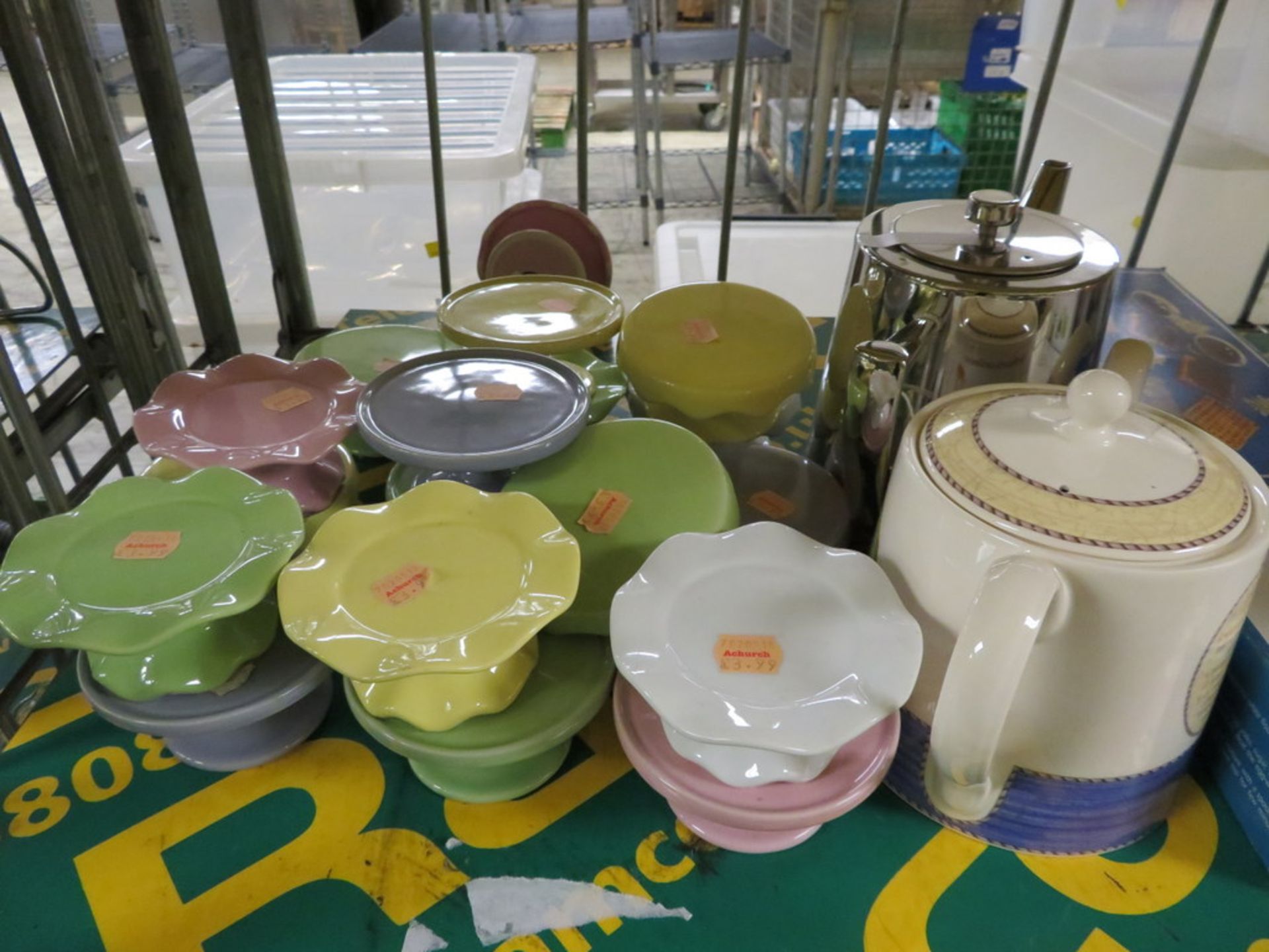 Various kitchenalia and decorative porcelain cake stands - Image 2 of 3