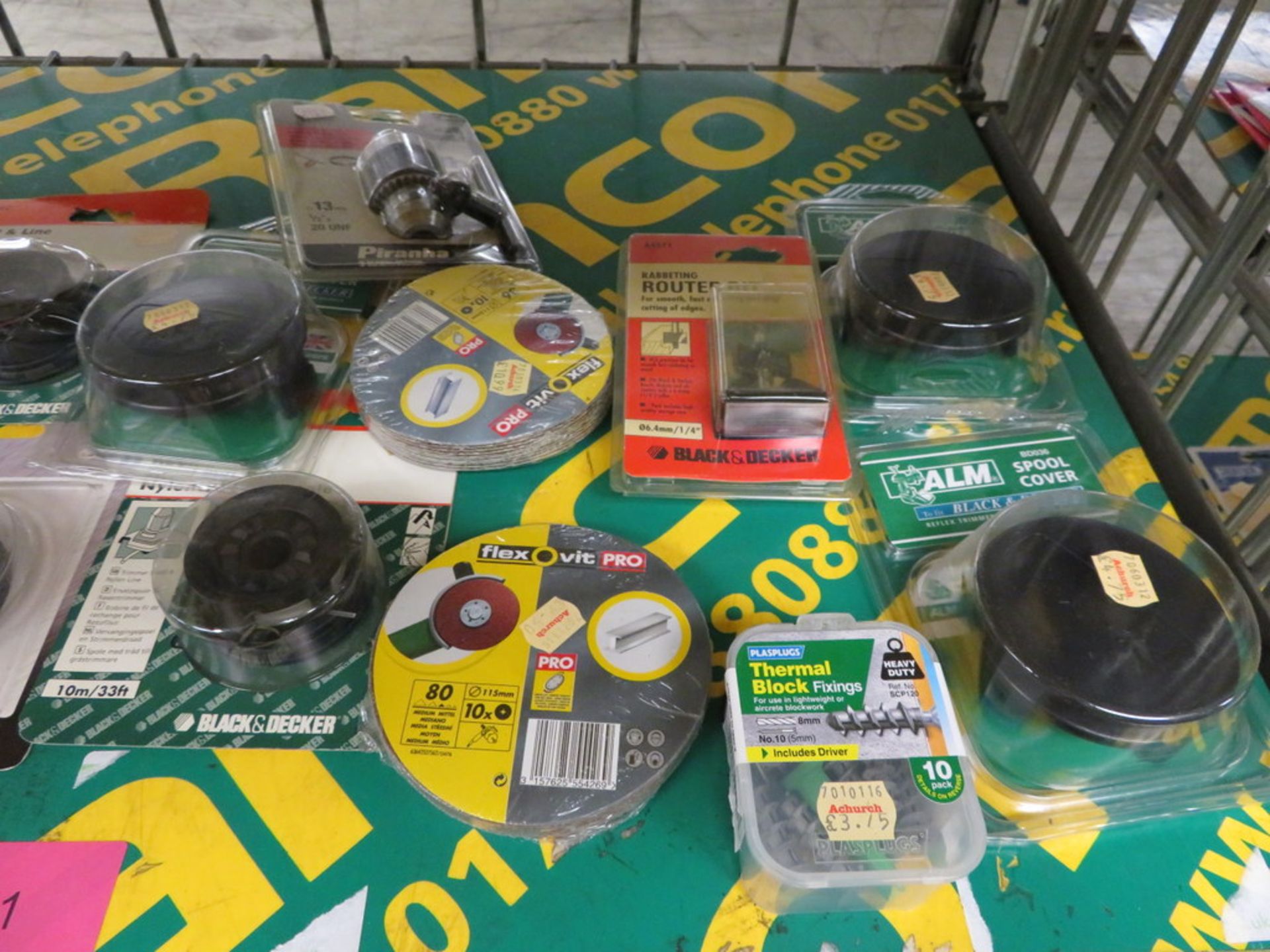 Qty of assorted sanding discs, lawnmower blades, strimmer spares, etc - Image 3 of 3