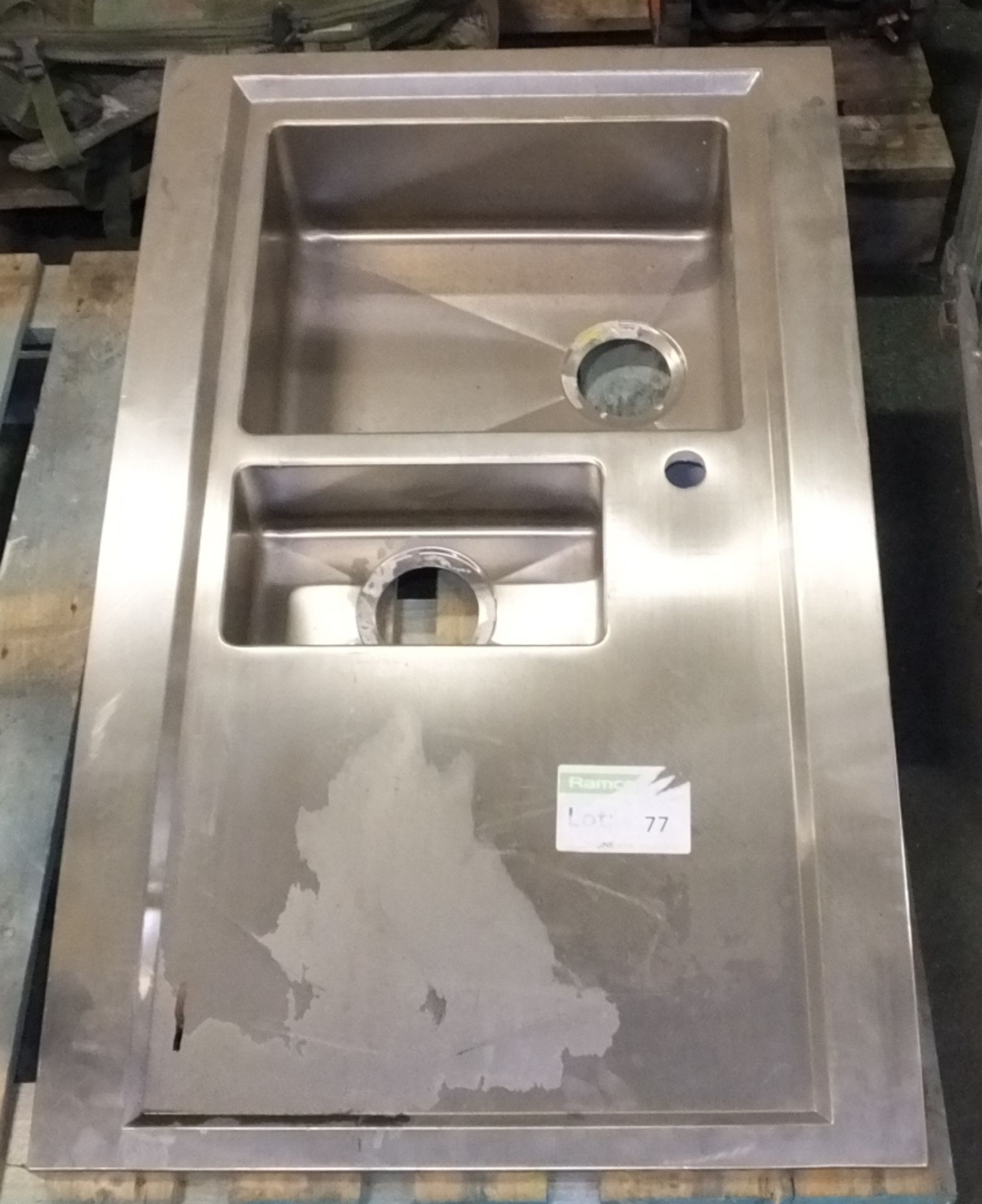 Stainless sink unit with centre drainer - 1000 x 620