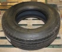 Hankook AH11 305/70R19.5 tyre (new & unused)