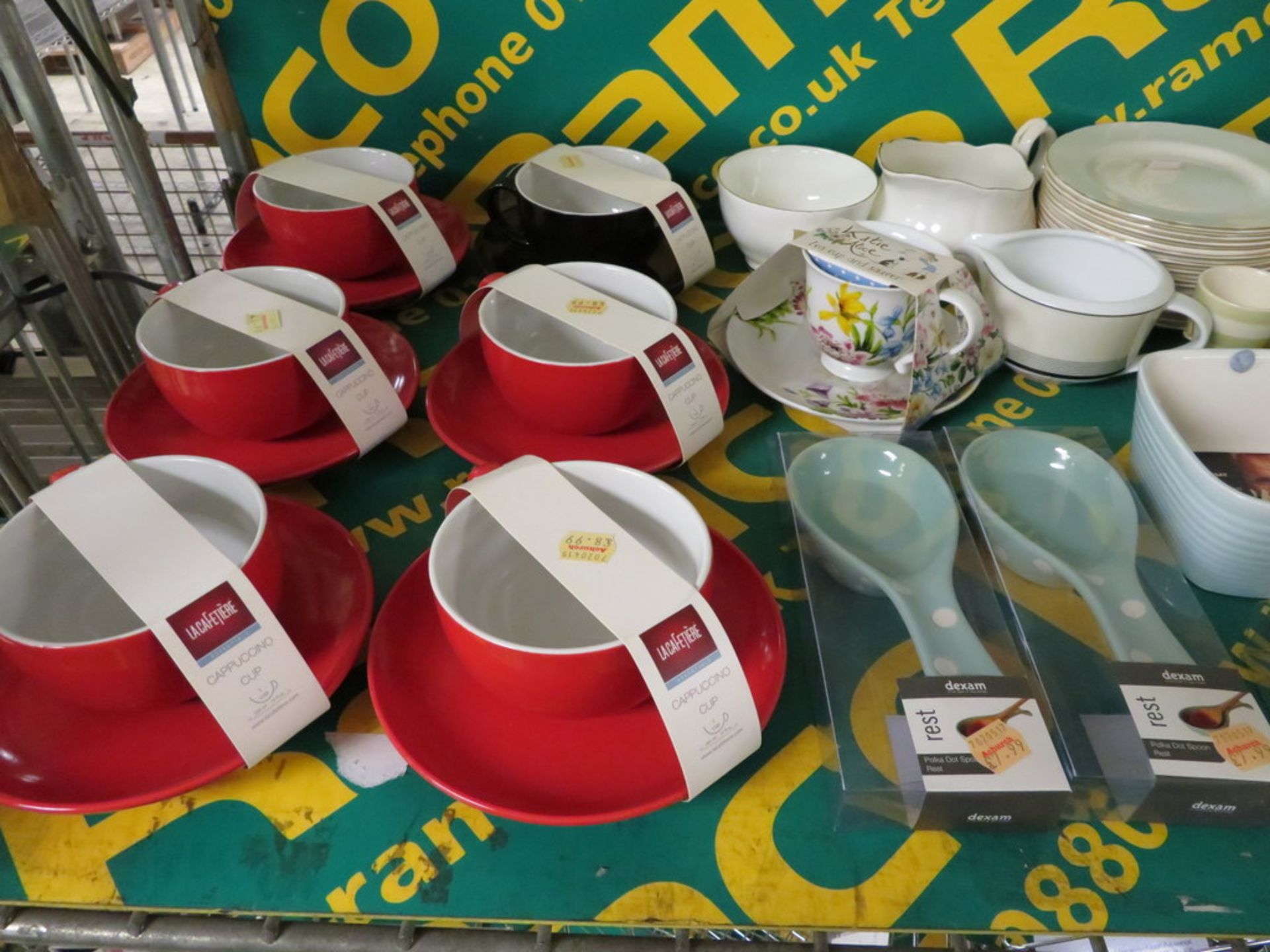 6 x Cappuccino cups and various crockery - Image 2 of 3