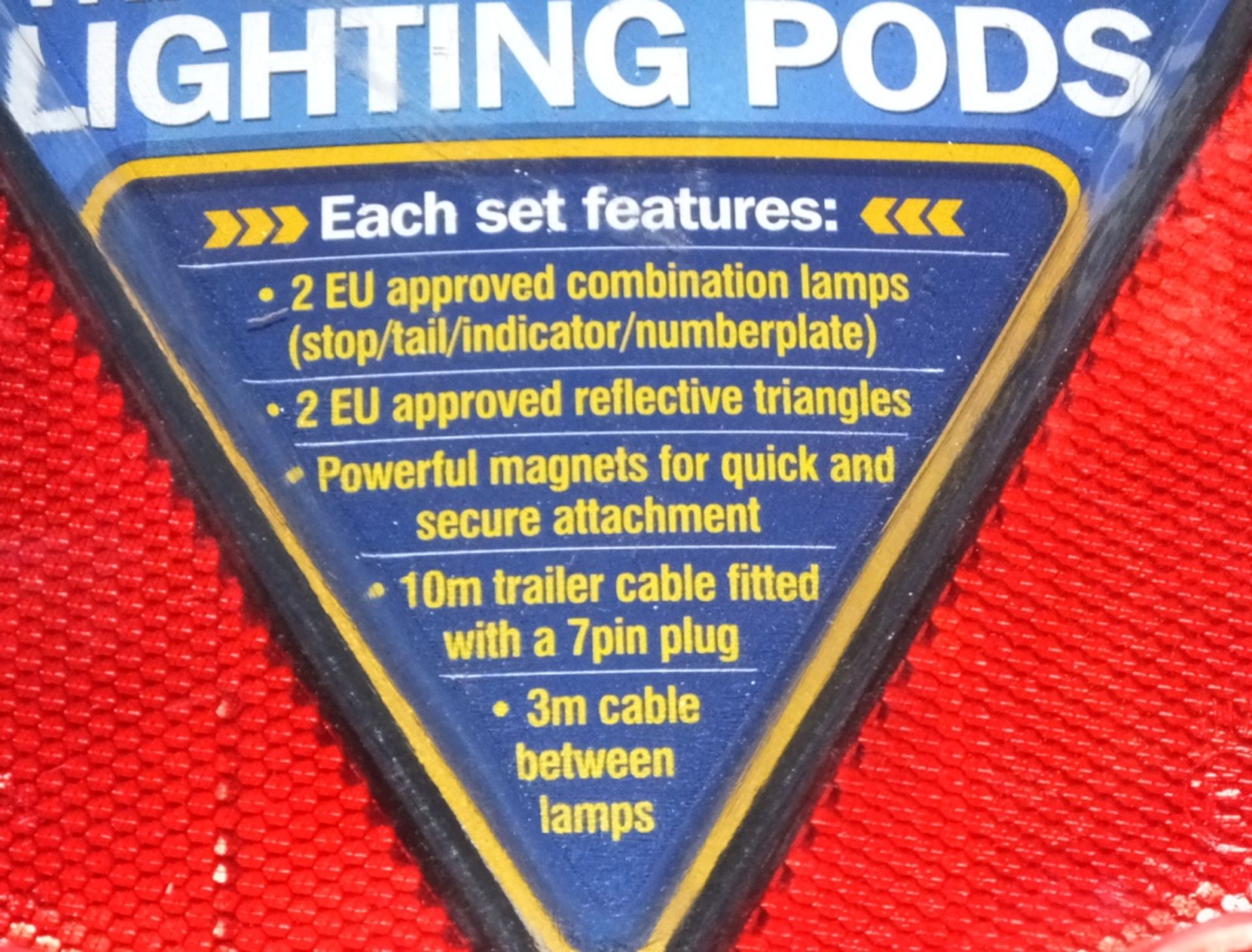 Maypole MP44922 10M x 3M Magnetic 12V Magnetic pods - Image 4 of 5