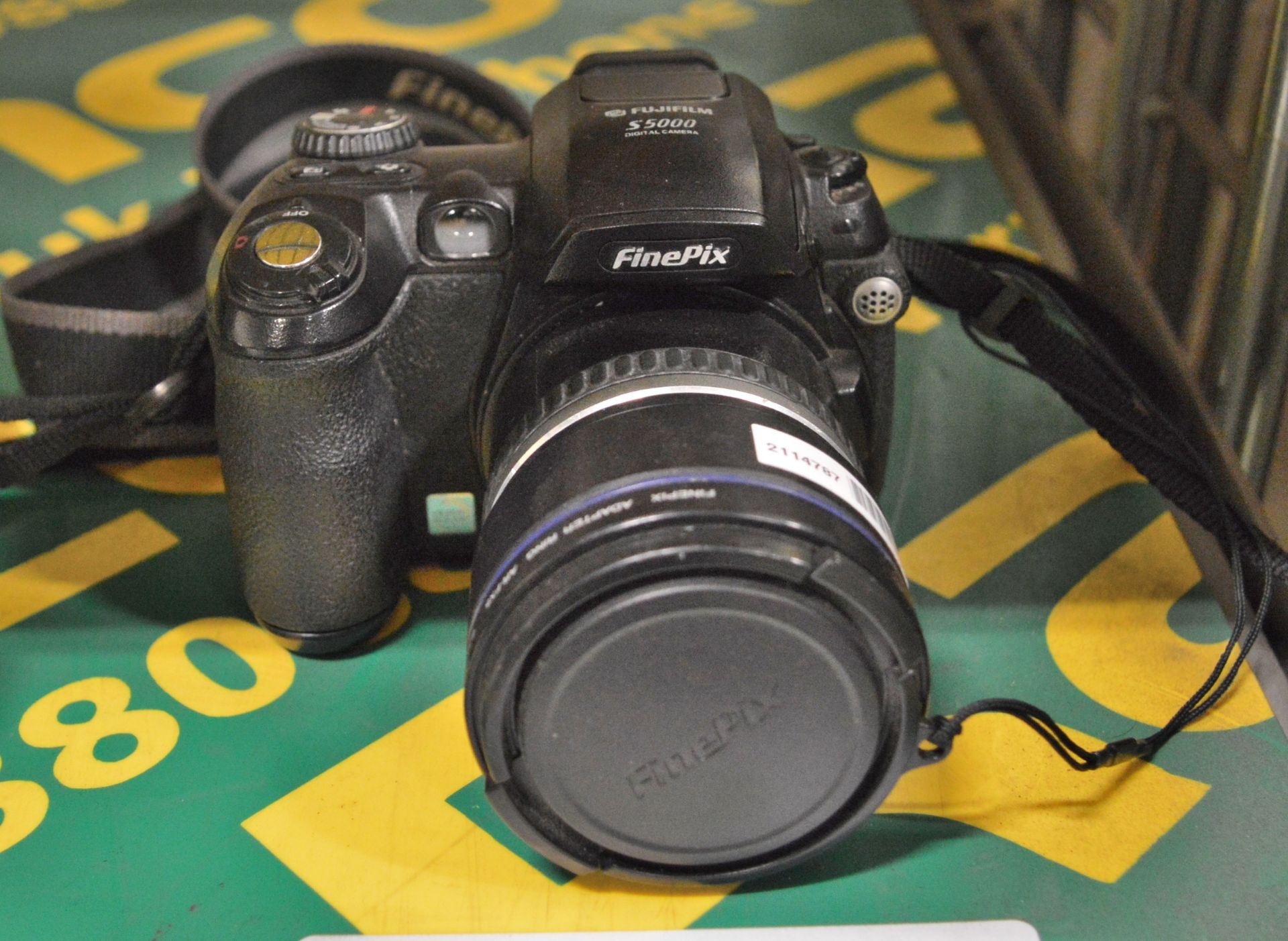 Camera Fujifilm S5000