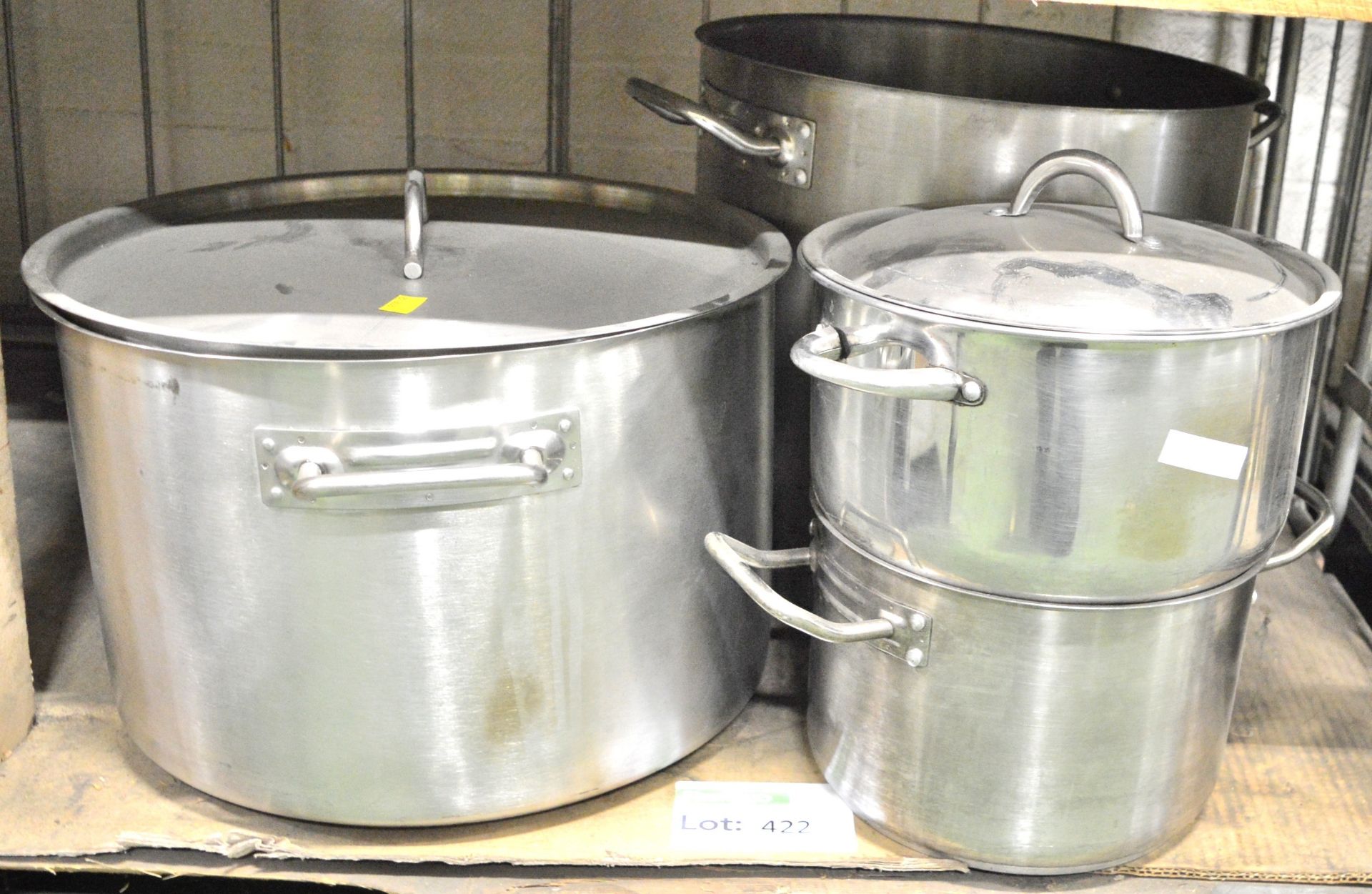 31 Litre Heavy Pan. 7.2 Gallon Pot. 2x Small Cooking Pot.