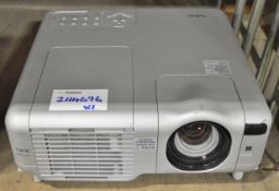 NEC MT1-75 Projector