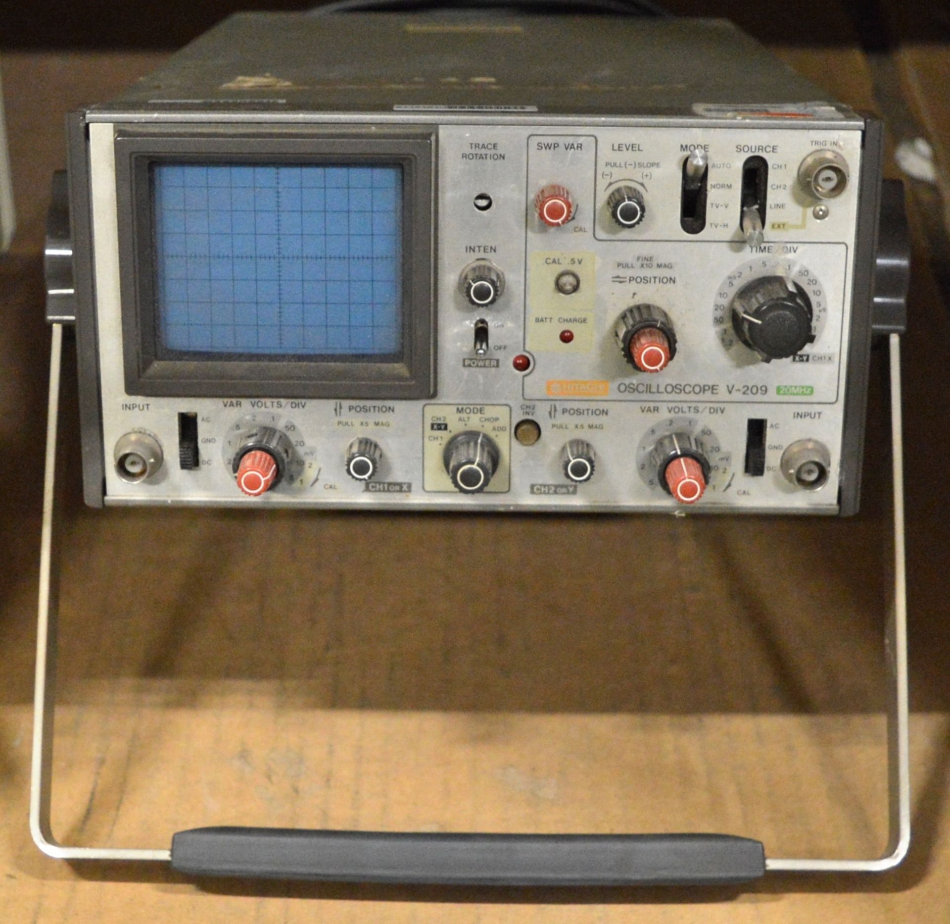 Oscilloscope, Hitachi V-209.