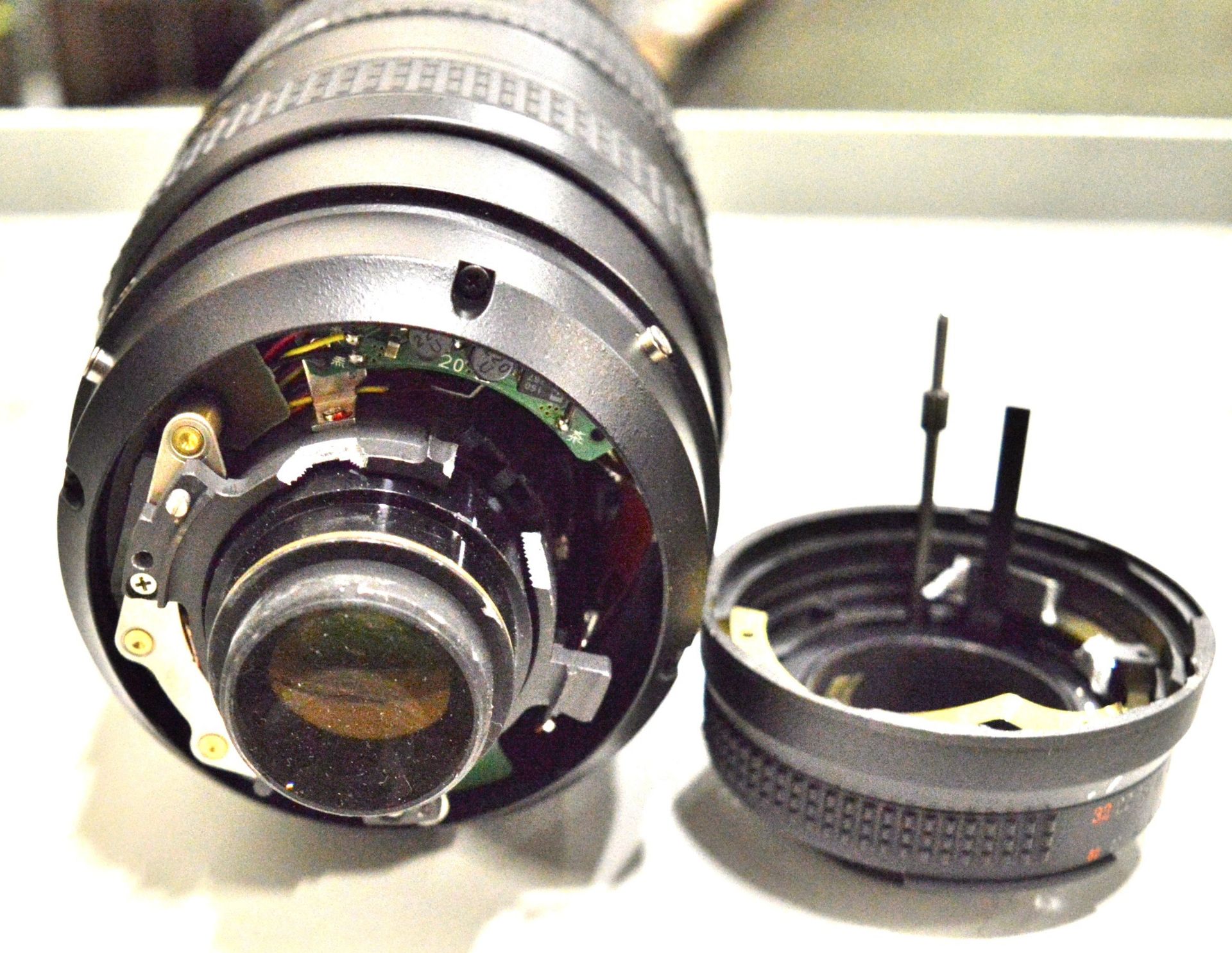 Nikon Lens AF-Nikkor 80-400mm 1:4.5-5.6D - Serial No. 412575. - Image 6 of 6