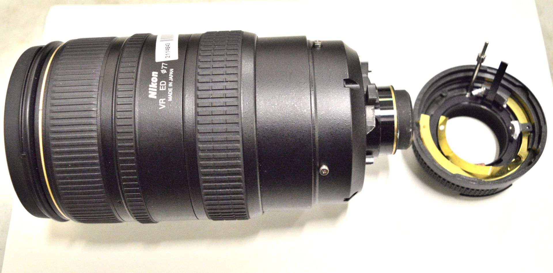 Nikon Lens AF-Nikkor 80-400mm 1:4.5-5.6D - Serial No. 412575. - Image 3 of 6