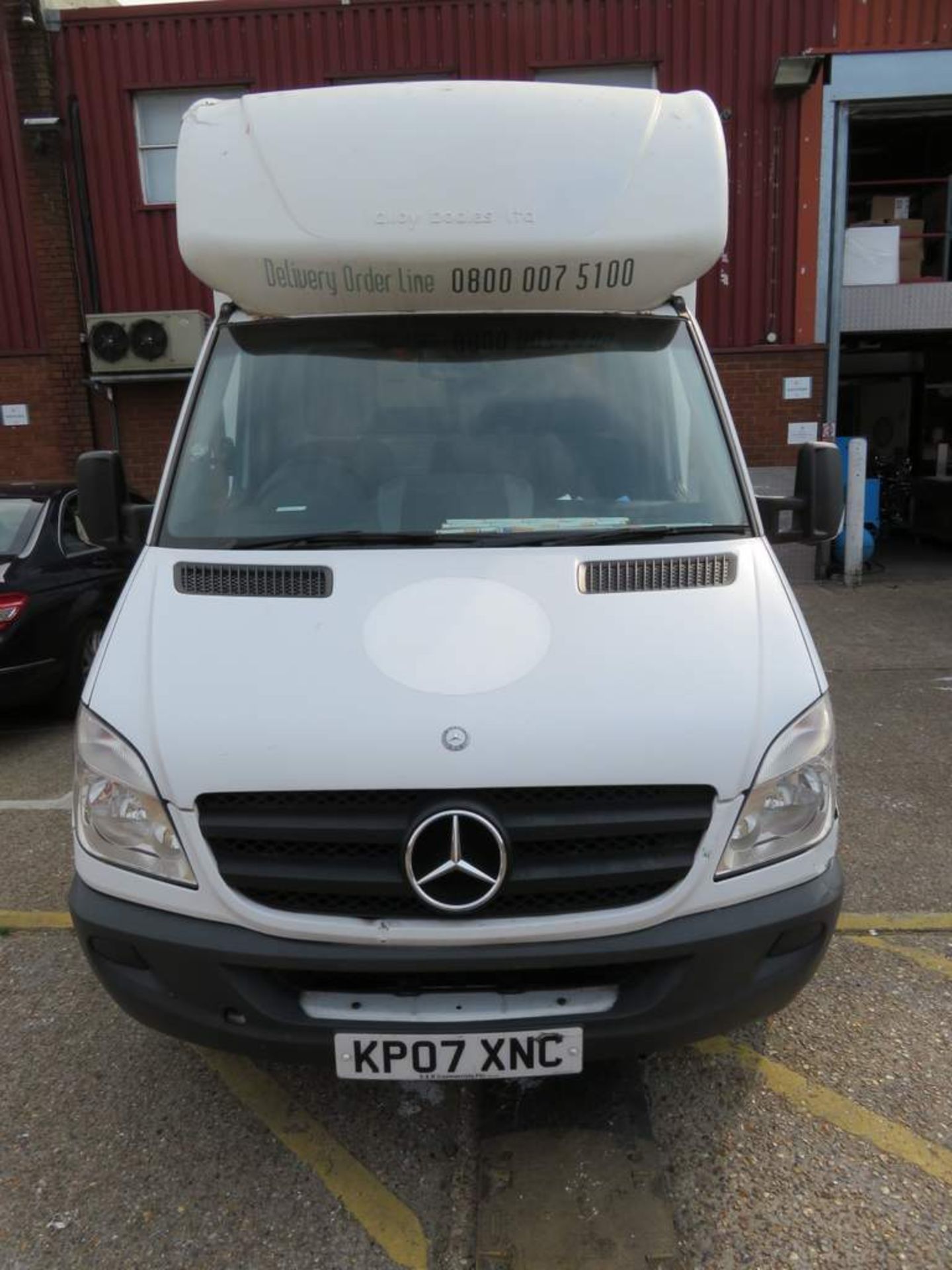 2007 Mercedes Sprinter 311 Luton Van. Fitted with a Slim Jim 500kg taillift - Image 3 of 18