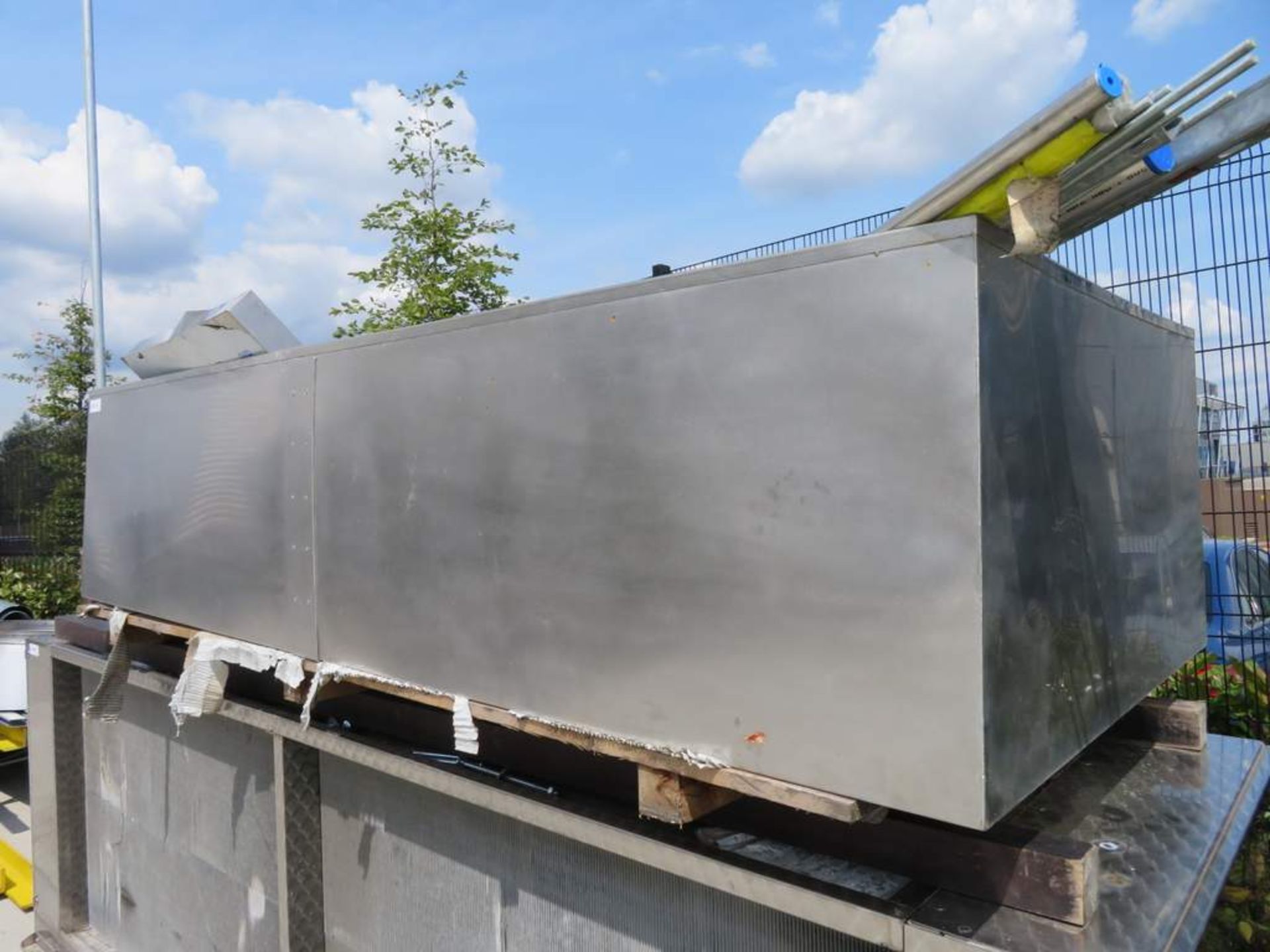 Large stainless steel canopy - Image 2 of 4