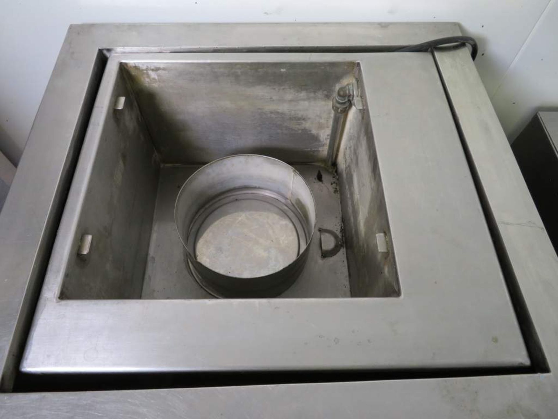 Water bath housed in a stainless steel cabinet - Bild 2 aus 3