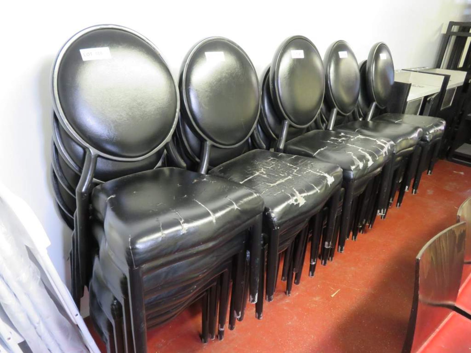 25x Padded chairs - Image 2 of 2