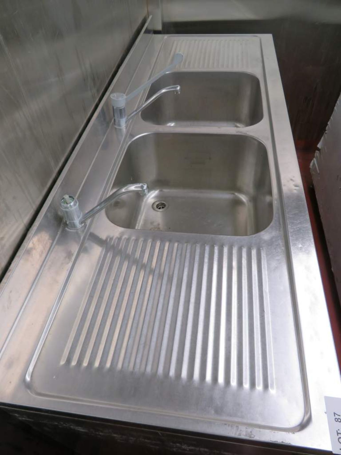 Large stainless steel twin basin sink unit with drainers - Image 2 of 2